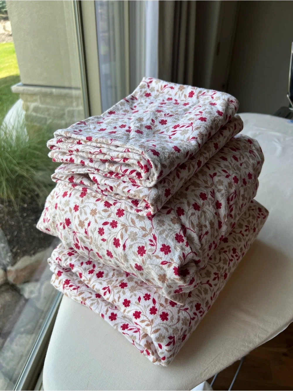 Martha Stewart Flannel Queen Sheet Set 4pc Ditsy Floral Red Flower Warm Cozy